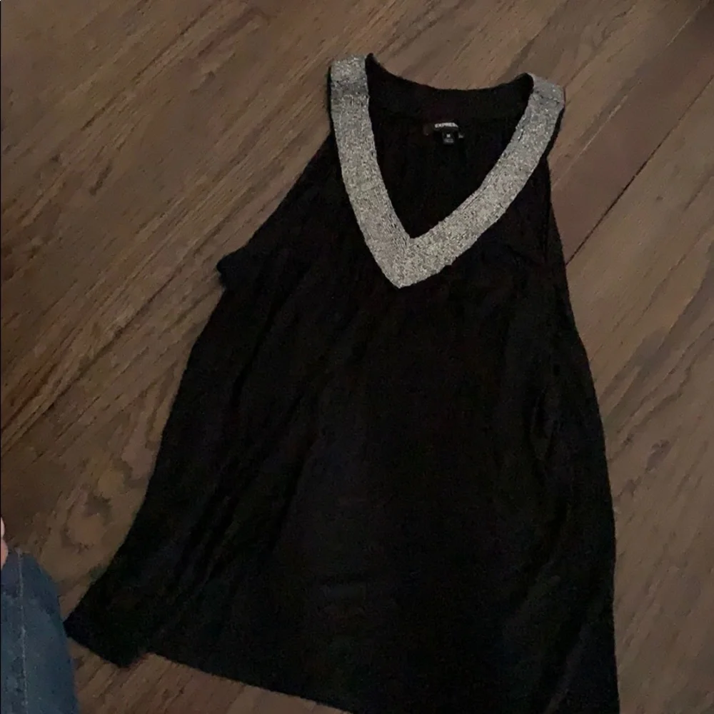 Express V-Neck Tank Top with Silver embellishment - Picture 1 of 1